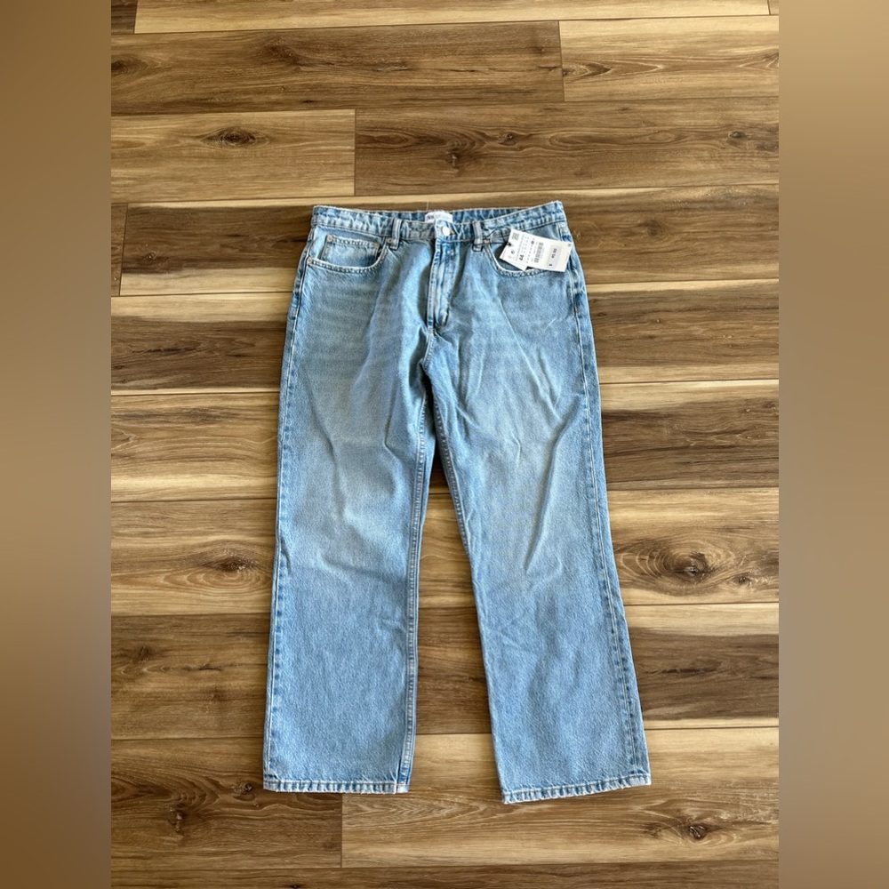 Zara women’s light wash jeans size 12 NWT